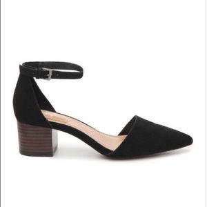 CROWN VINTAGE Valentina Pump New in Box!